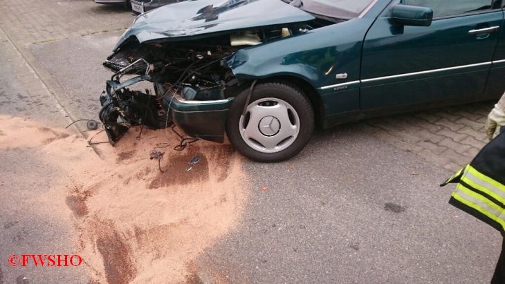 Verkehrsunfall ausgel. Betriebsstoffe, Rietberg