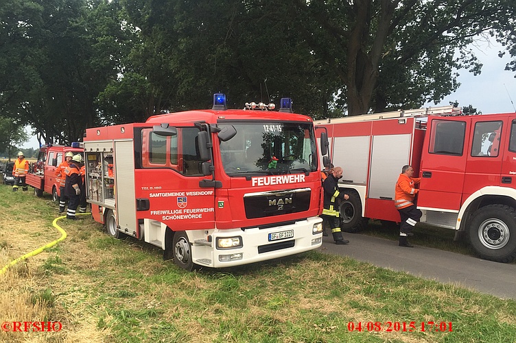 Brandeinsatz, Mähdrescher qualmt, Schützenstraße