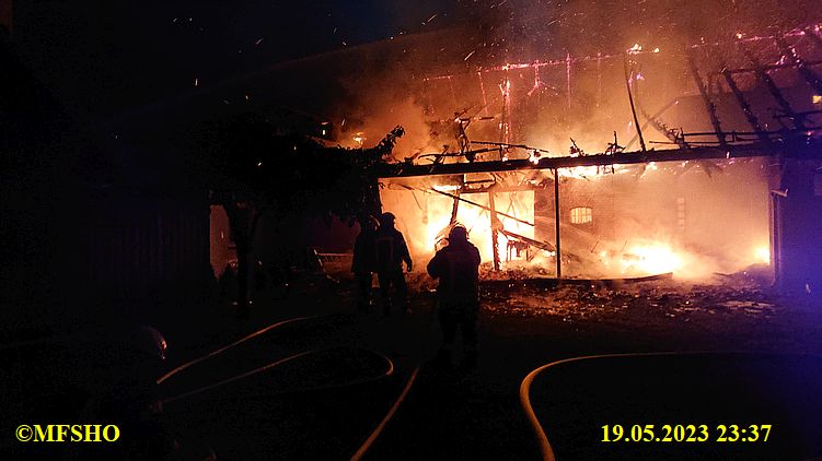 B_2 Großeinsatz in Wahrenholz