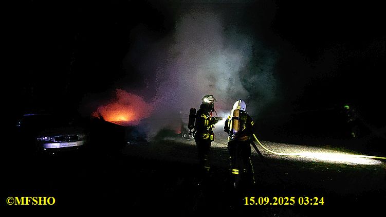 B_2 brennen mehrere PKW